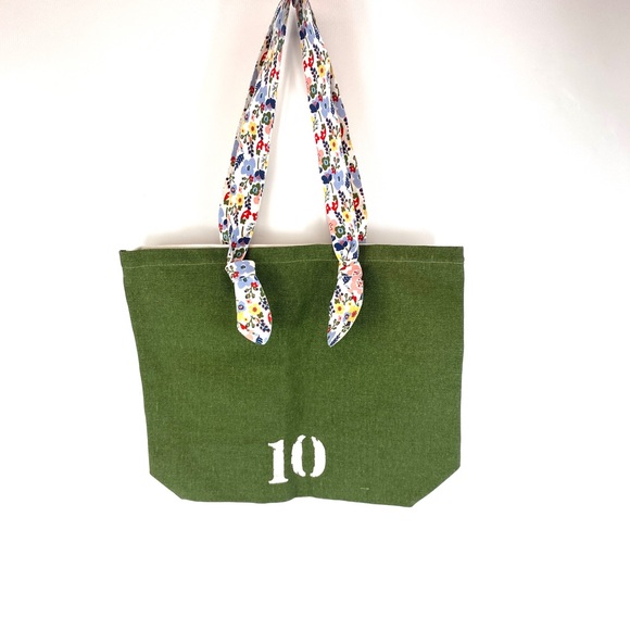 CLARINS Feed Ten Canvas Tote Bag Recycled
Floral Handle White Green - NWT - Picture 6 of 14